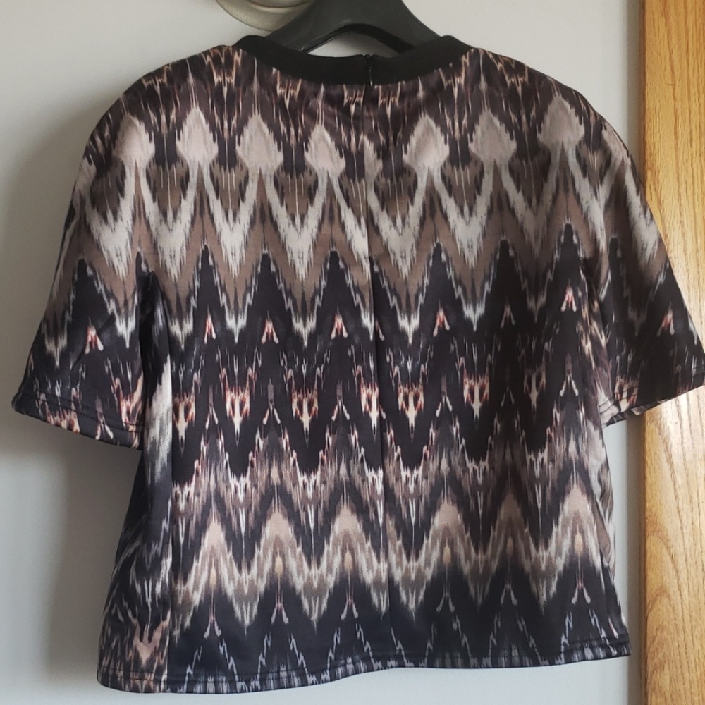 Smashed Lemon Cropish Top - Picture 7 of 8